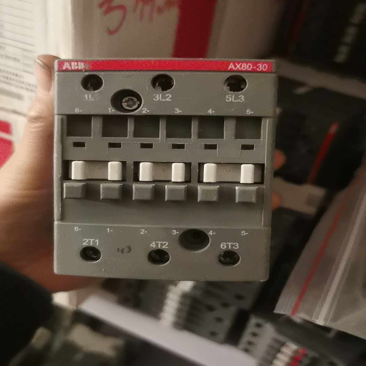 交流接触器AX80-30有有无包装询价