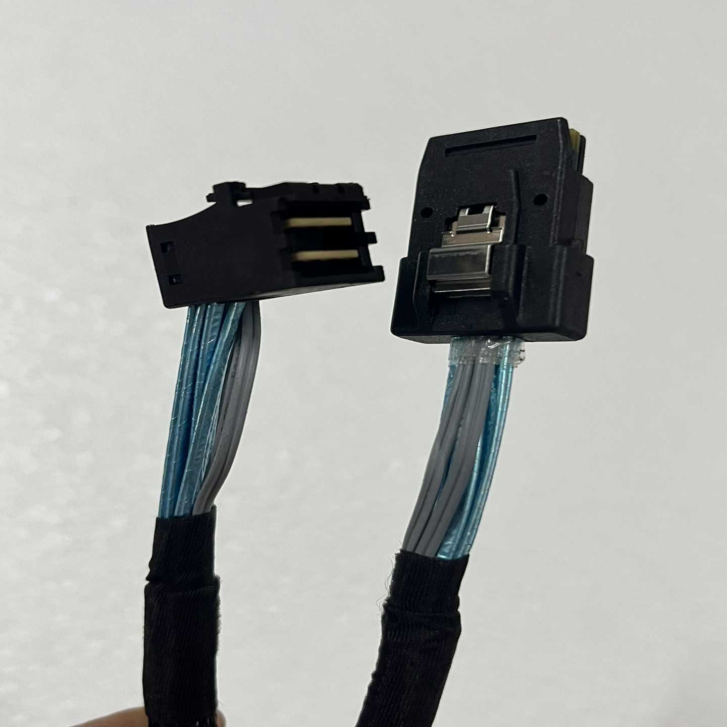 8087转8643sas转接线6GB转12GB询价