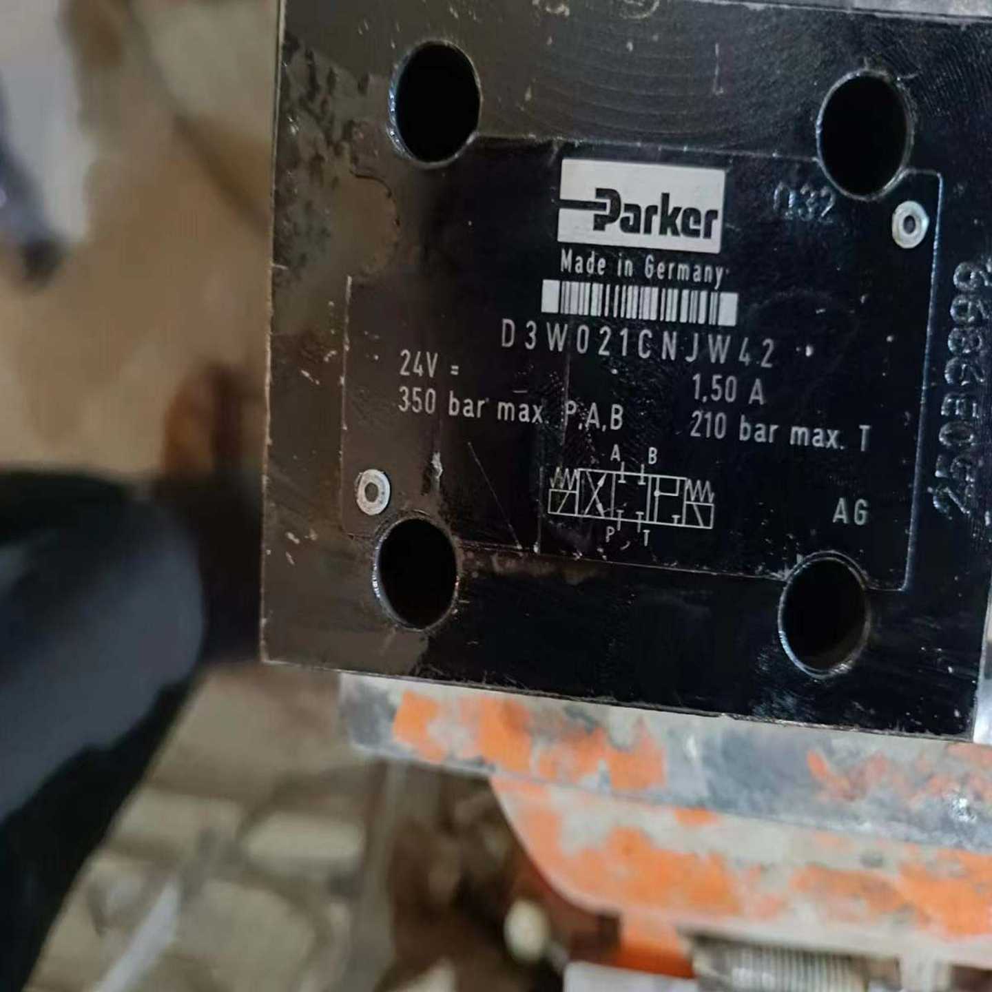 美国SD1VW001MNTW91派克电磁阀换向阀方向阀全新现货