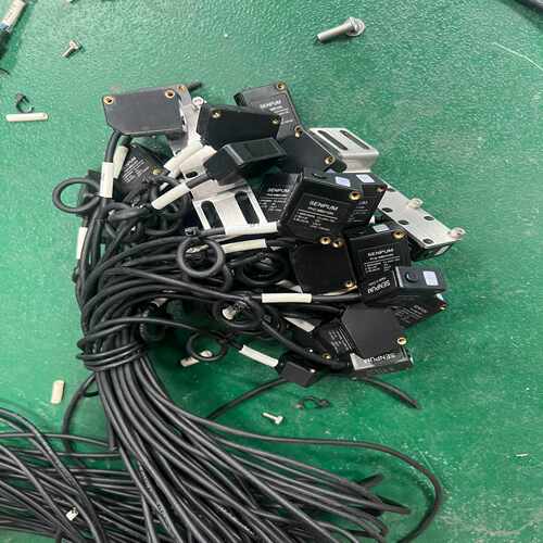 36个深浦感应器PH2-MB010N，成色新，功能正常，45~询价