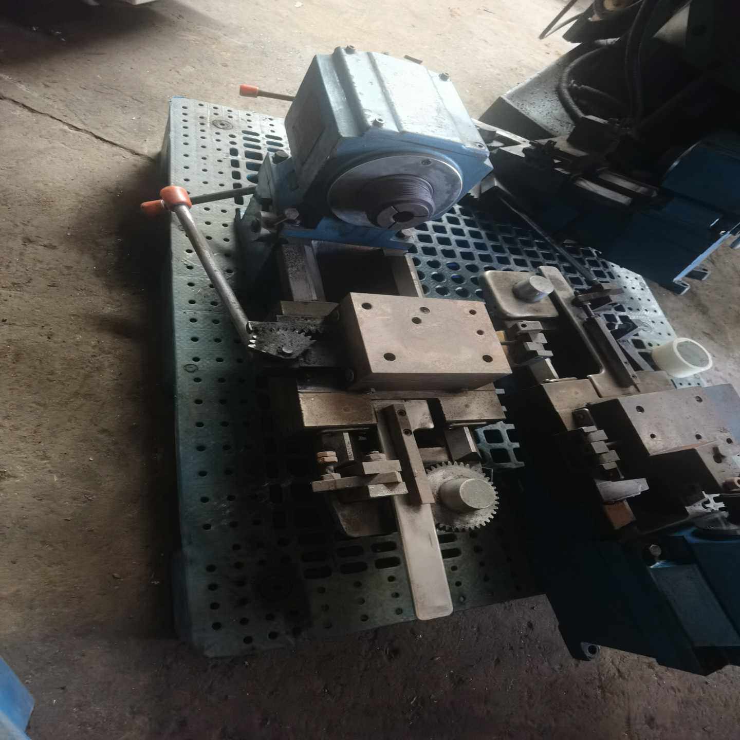 杭州国良CN0627CN0632精密仪表车床几台台，型号功--议价商品