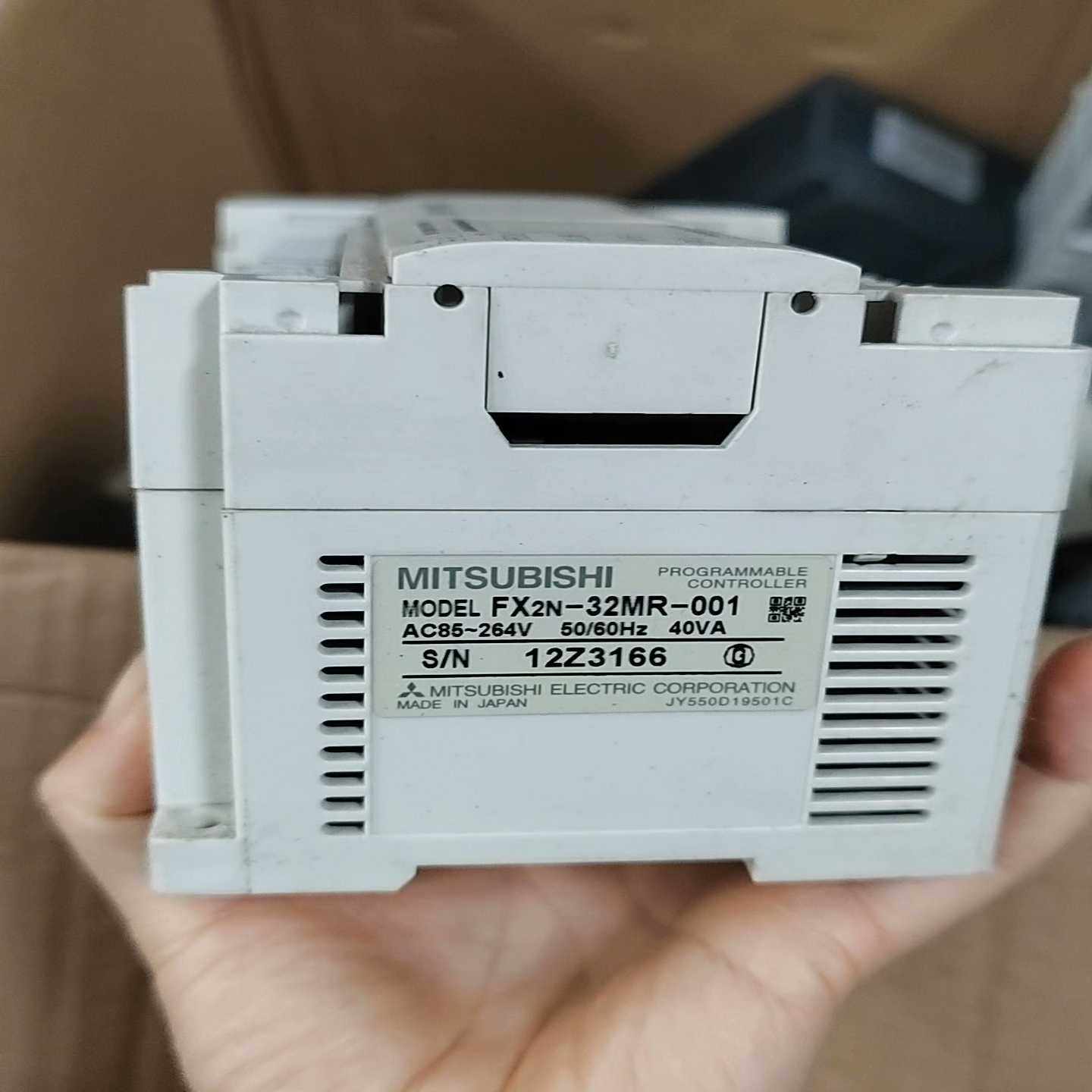 三菱PLC，FX2N-32MR，实图拍摄，功能正常，240包（地坛设备）