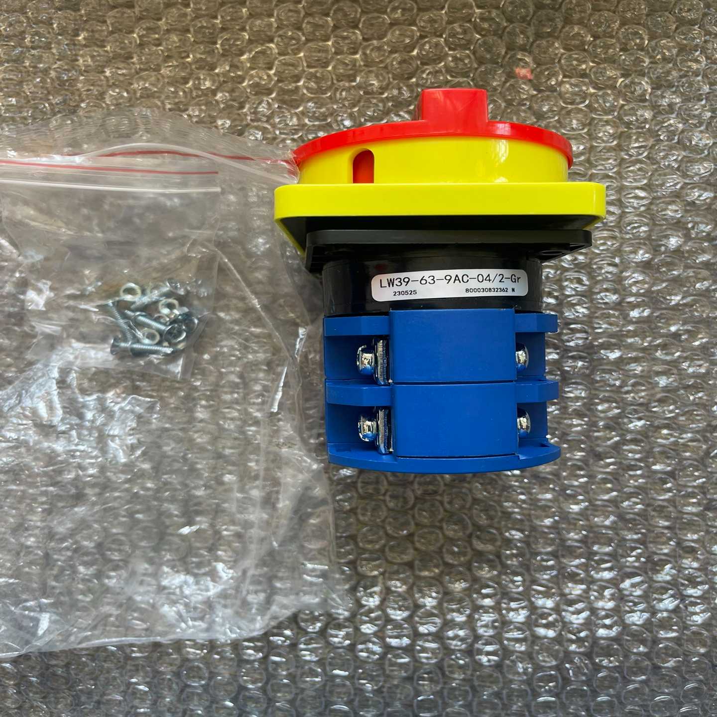 全新西门子万能开关LW39-63-9AC-04/2Gr全新未--议价商品