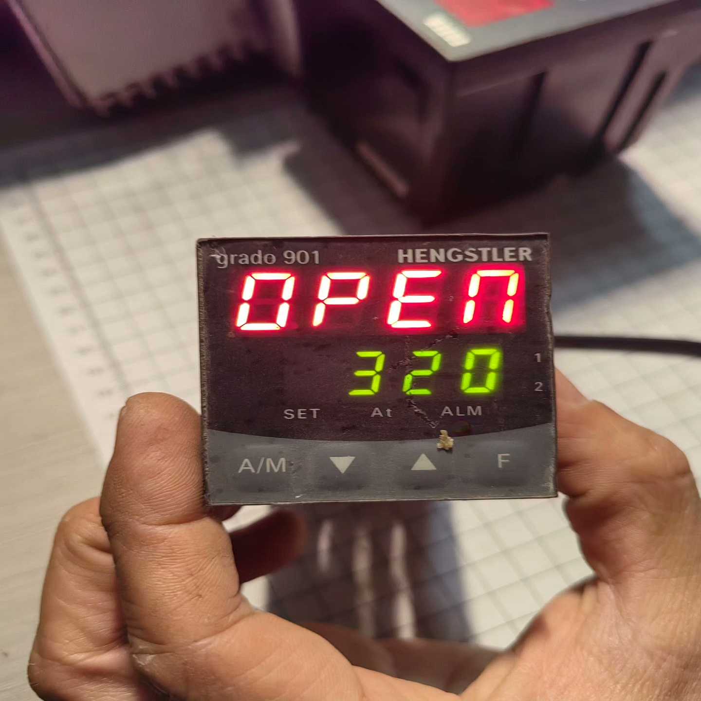 HENGSTLER多功能数字智能温度控制器O901Z211--议价商品