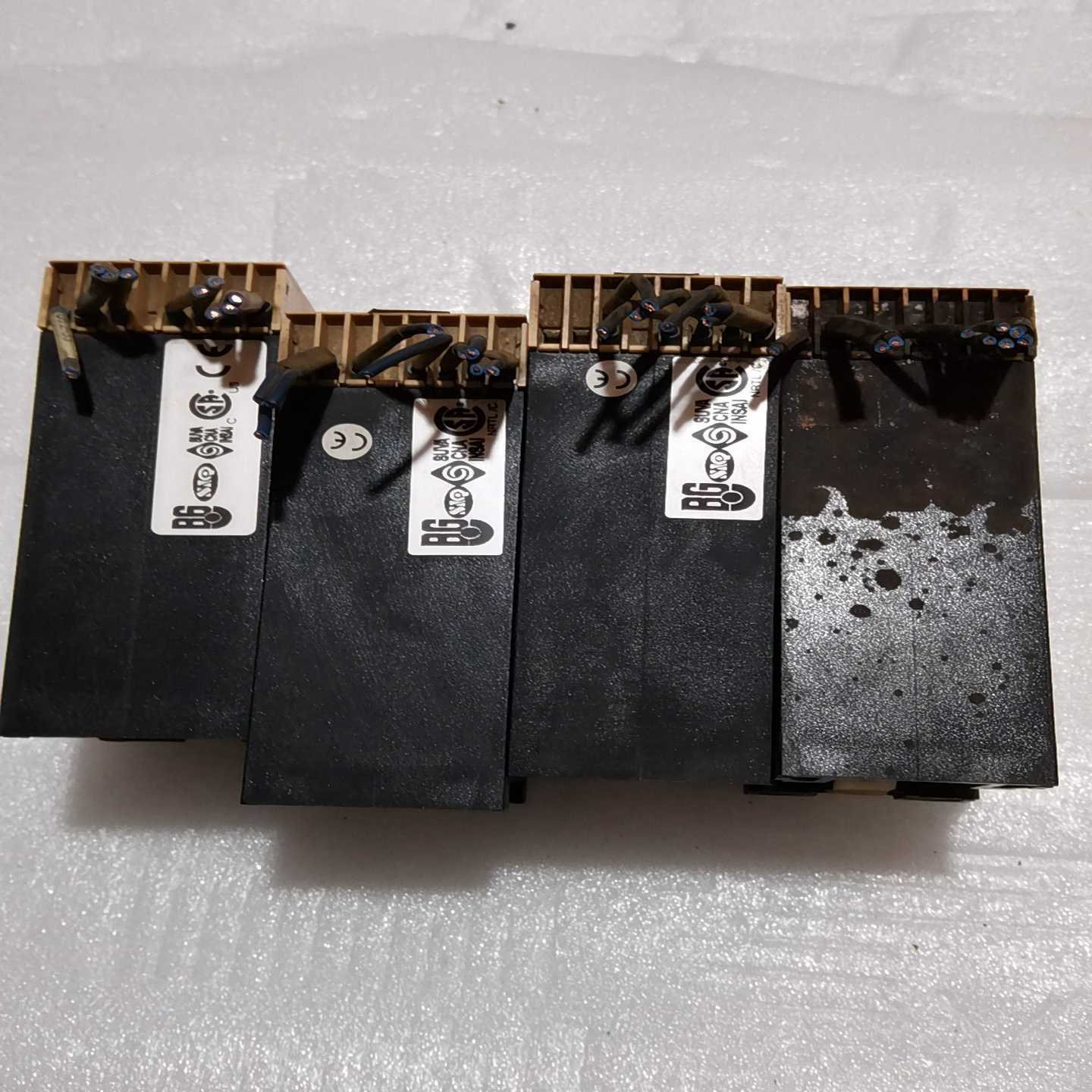 询价~JOKAB SAFETY佳可保JSBR4安全继电器24V