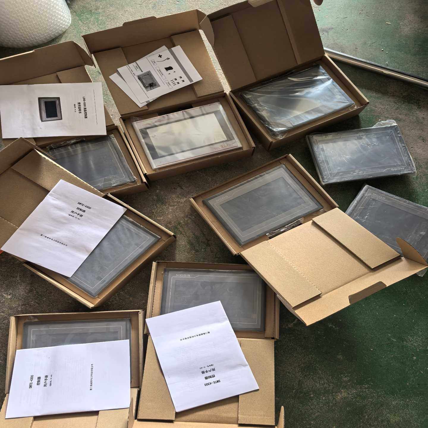 【请询价】库存非标 昆仑通态触摸屏TPC7022ES一个LSVG-5