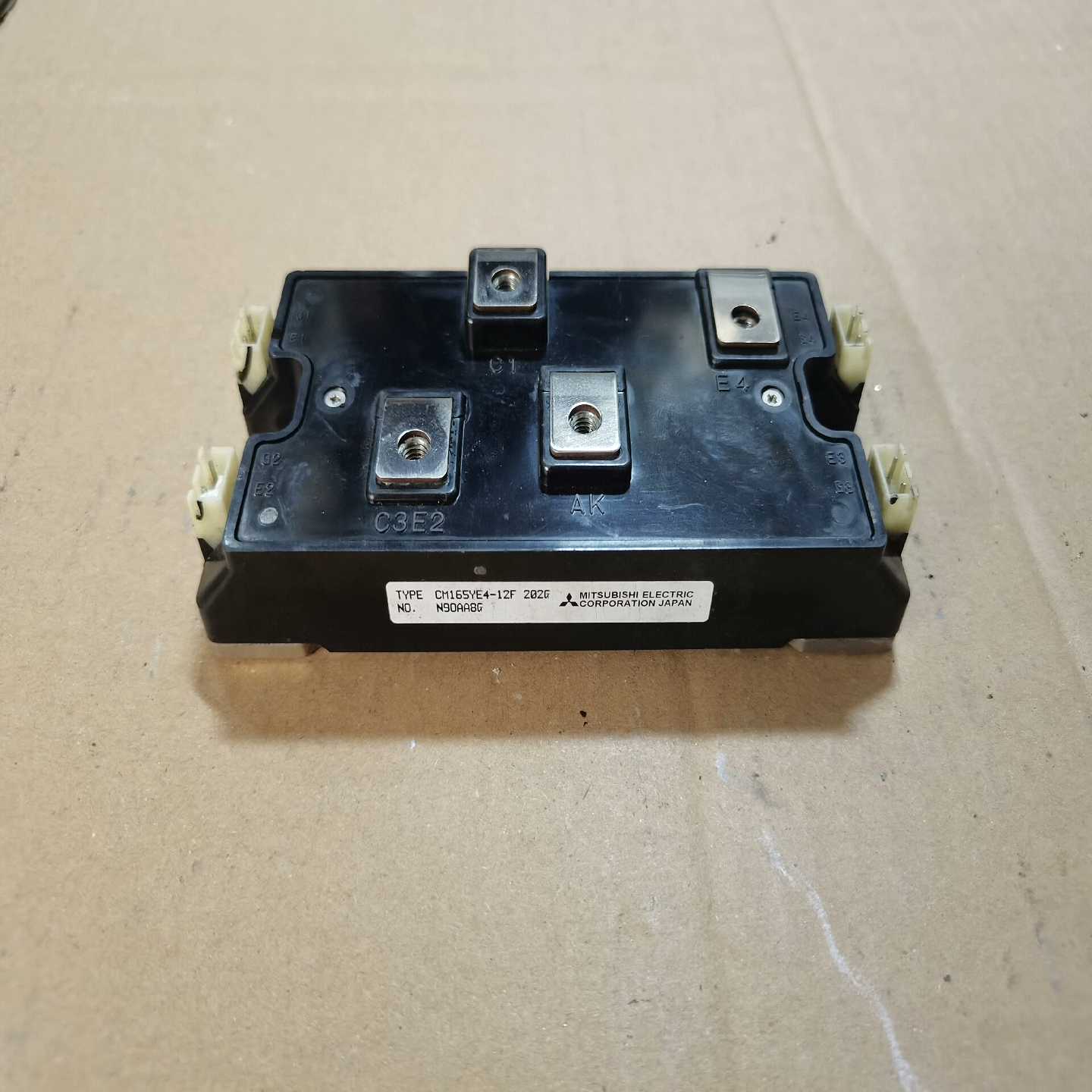 询价M1104-12，M1654-12，M20