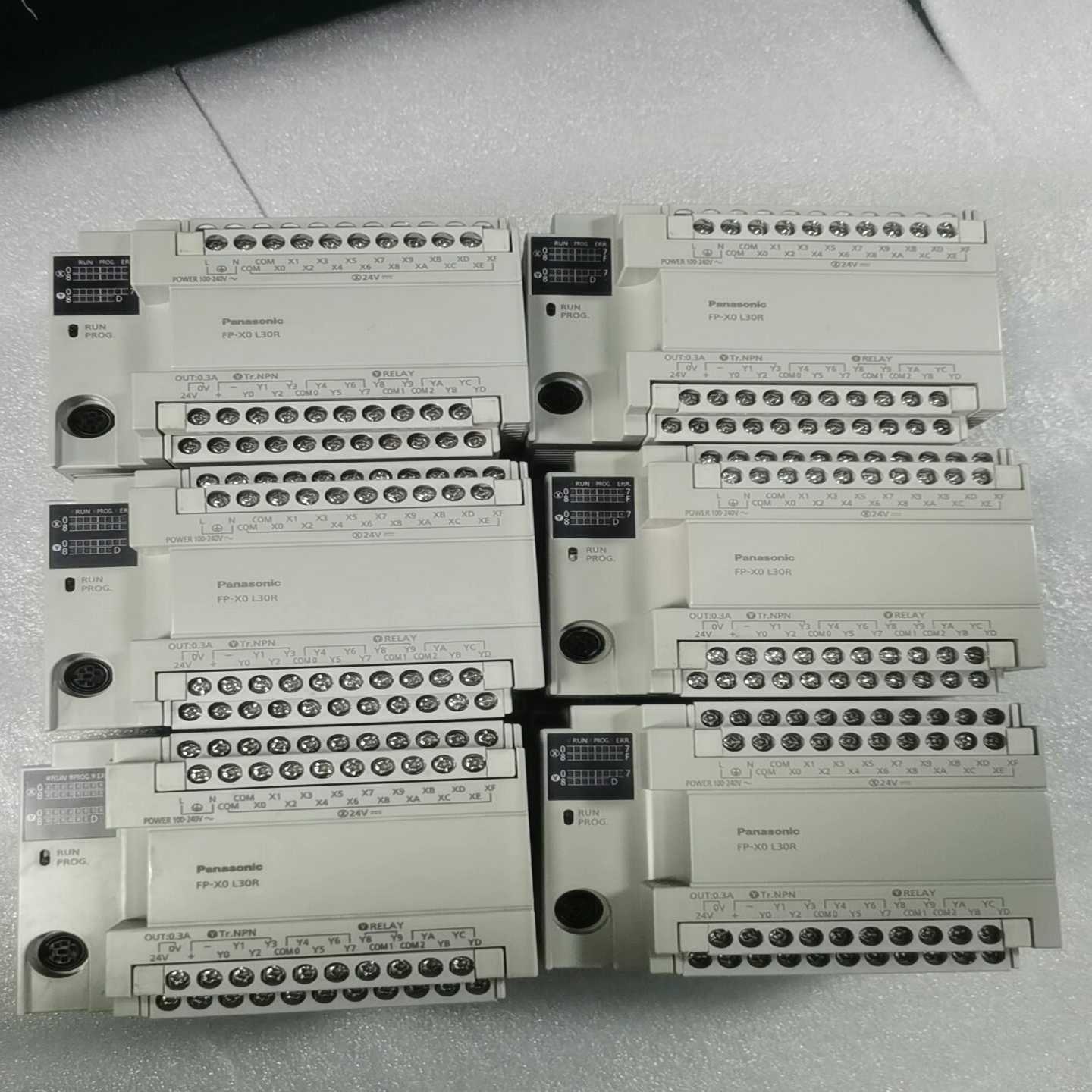 松下PLC主机AFPX0L30R-F，功能包好，点位正常，测--议价商品
