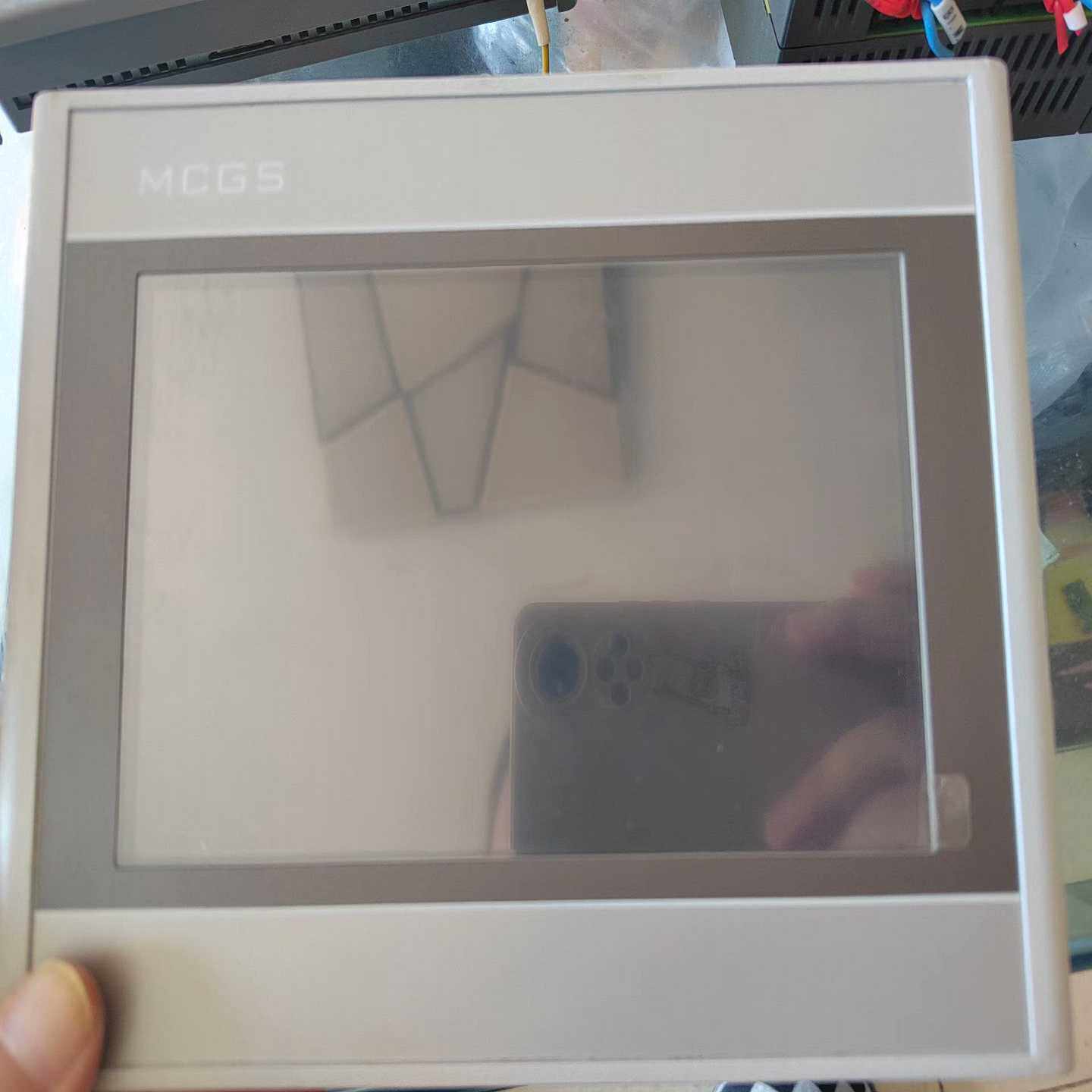 询价TPC7022ES触摸屏，，保护膜还在，