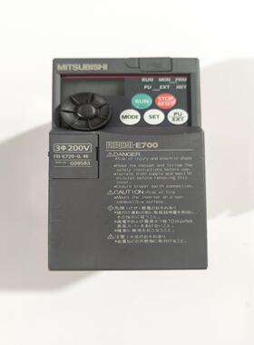 三菱变频器220V04KW型号FR-E720-04K