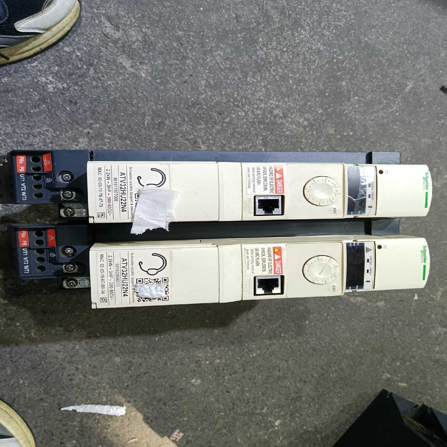 【议价】变频器ATV32HU22N42.2kw适用