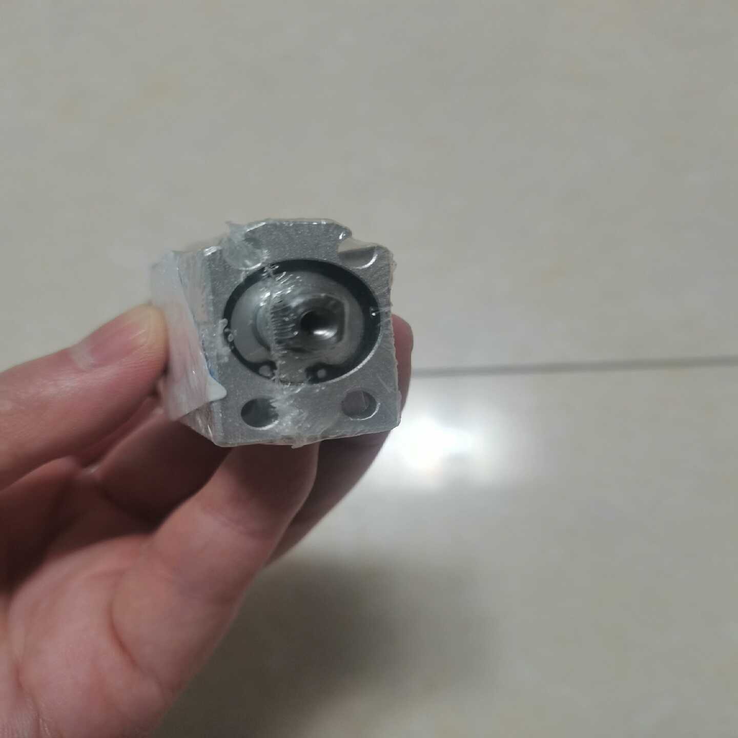 议价原装亚德客气缸MU16X10S，n无外包装盒，数量1个，全新未现货