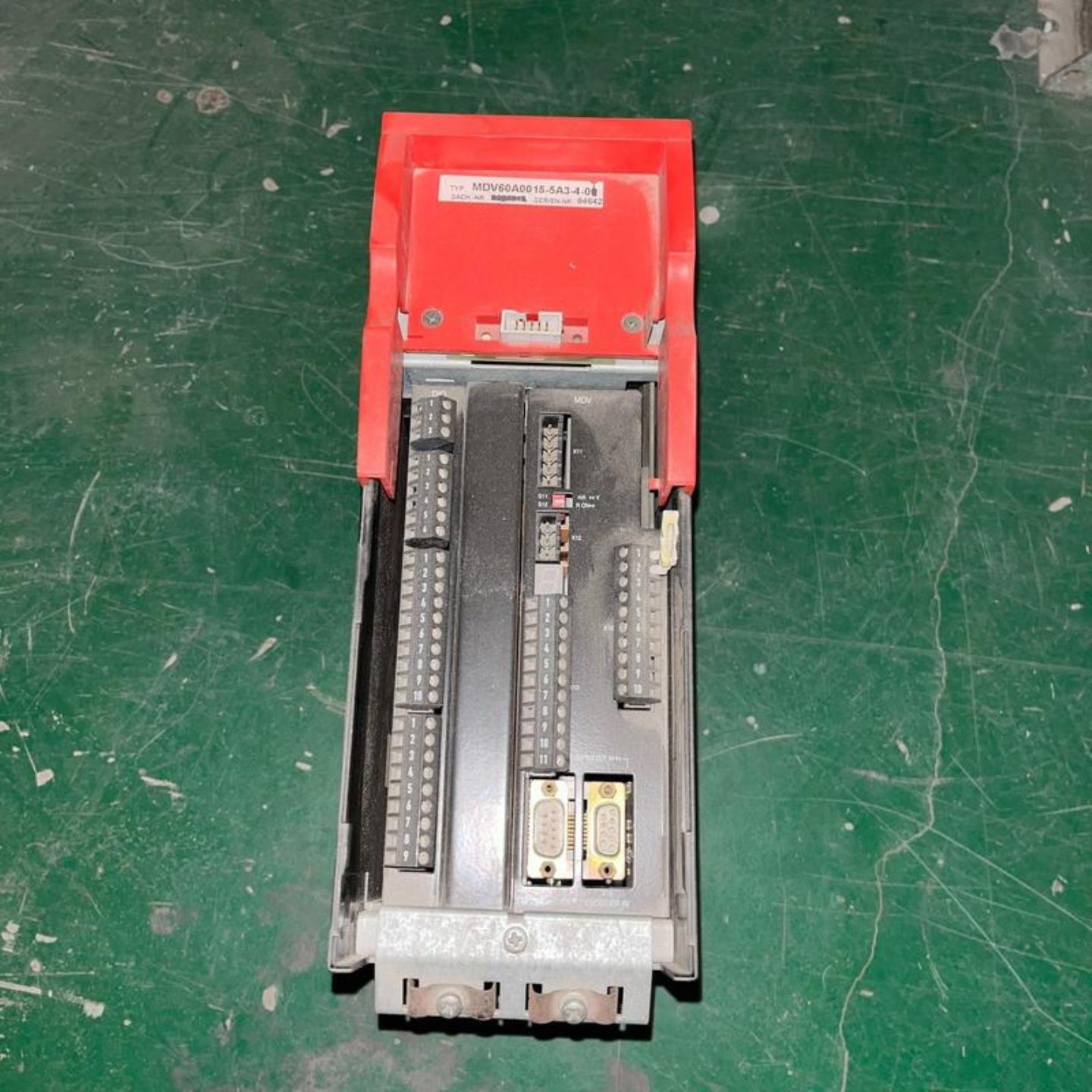 （议价)SEW变频器MDV60A0015-5A3-4-00