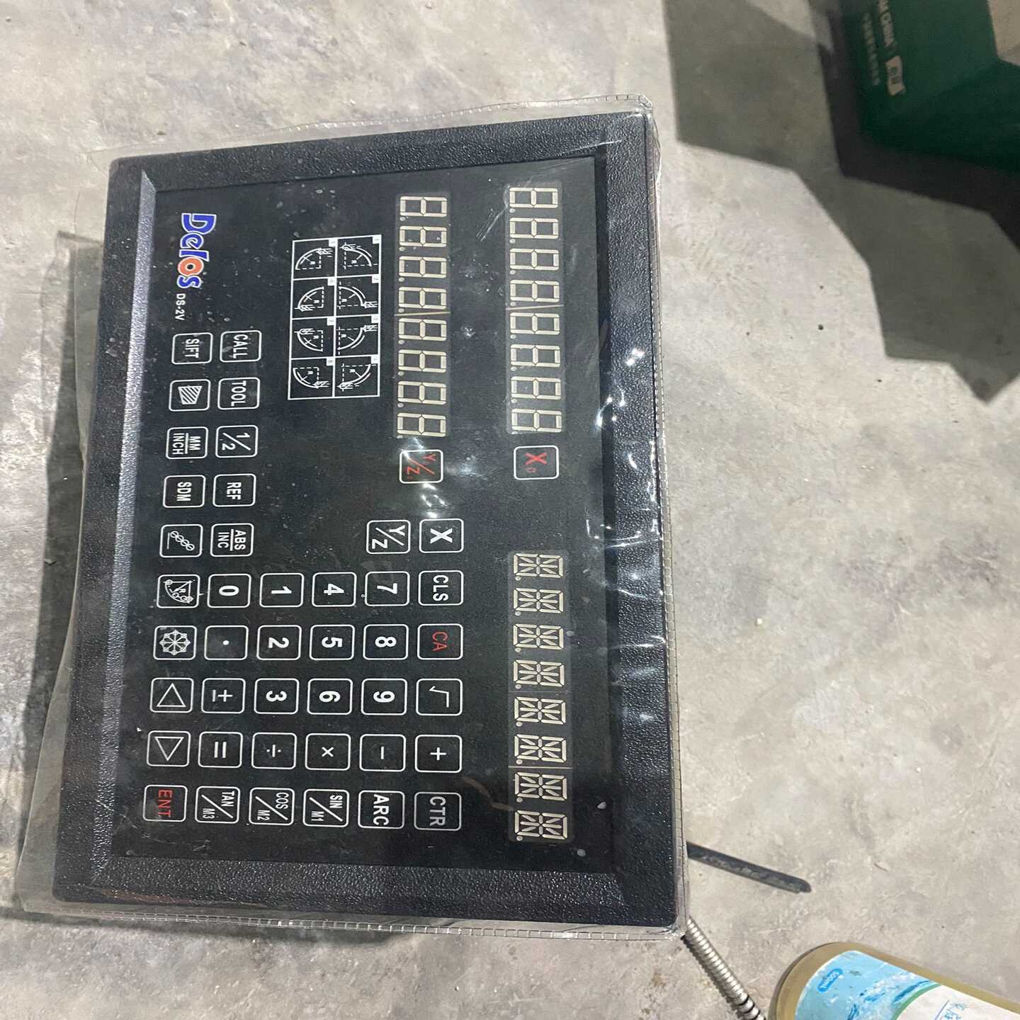 议价DELOS道尔数显表DS-2V。成色基本充新,保护膜完好。b不现货/