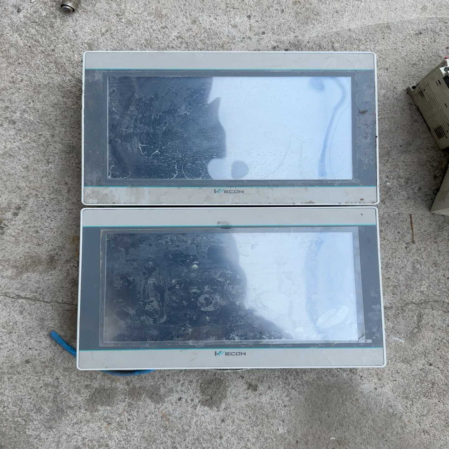 维控屏PI3102i二手拆机件，成色实物图，，卡扣端子配--议价商品