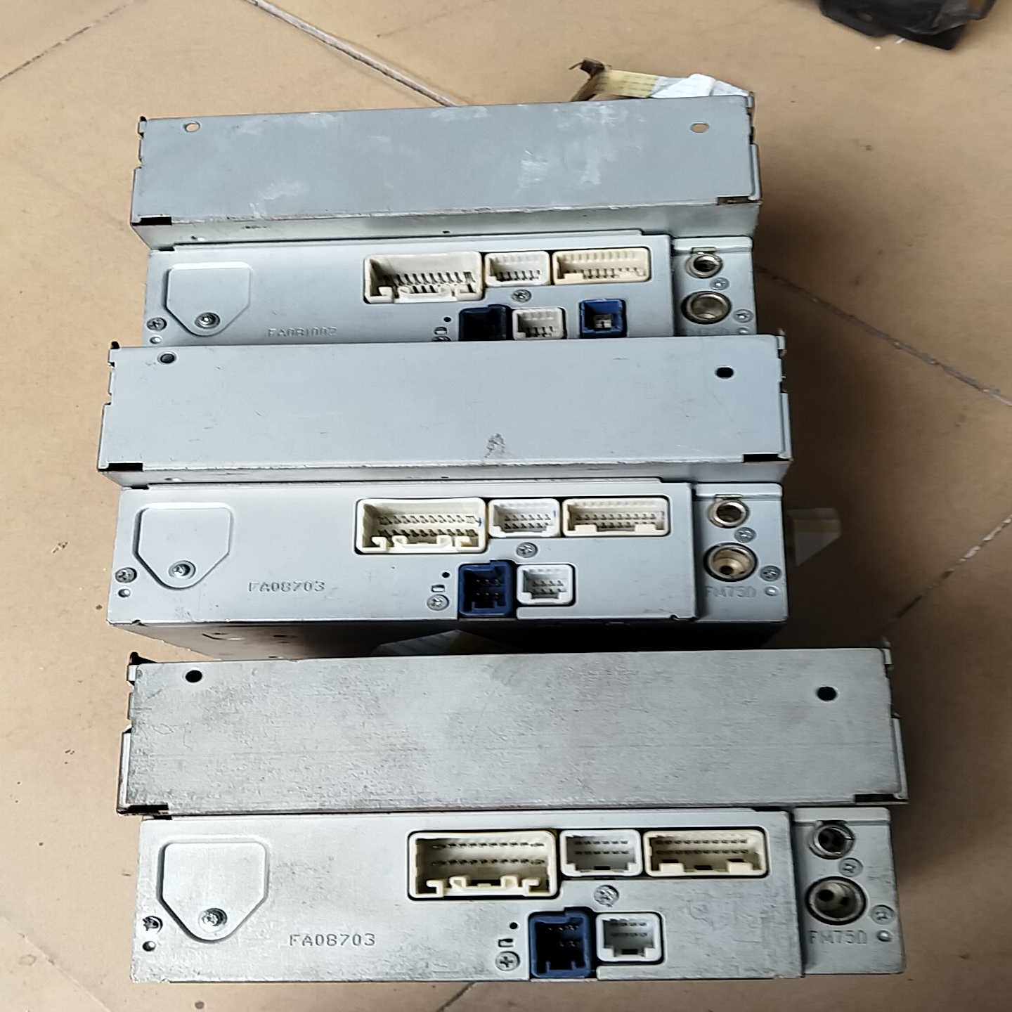 12代皇冠六碟DVD主机电路板，锐志六碟DVD主机电路板功--议价商品