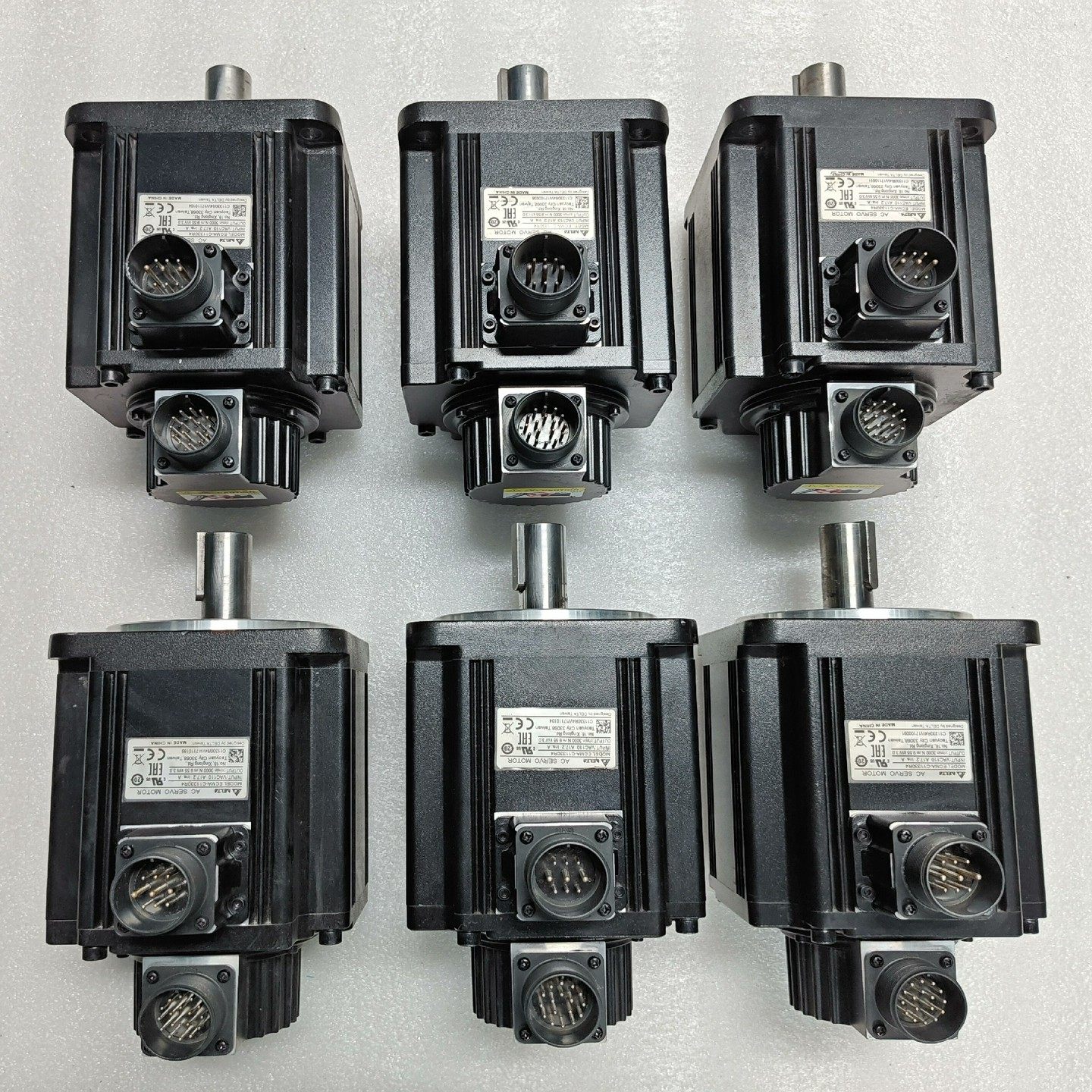 台达3kw伺服大电机ECMA-C11330R4成色如图，--议价商品