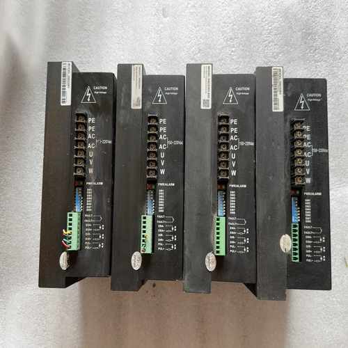 【星慕电子】雷赛驱动器 3ND2283  两台功能正常，成色如图，