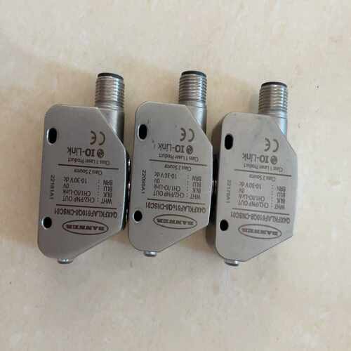【星慕电子】BANNER邦纳激光传感器Q4XFKLAF610Q8-CNS