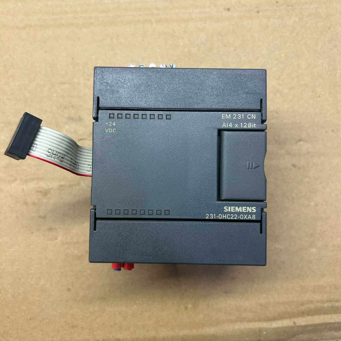 西门子EM231CN模块，型号6ES7231-0HC2--议价商品