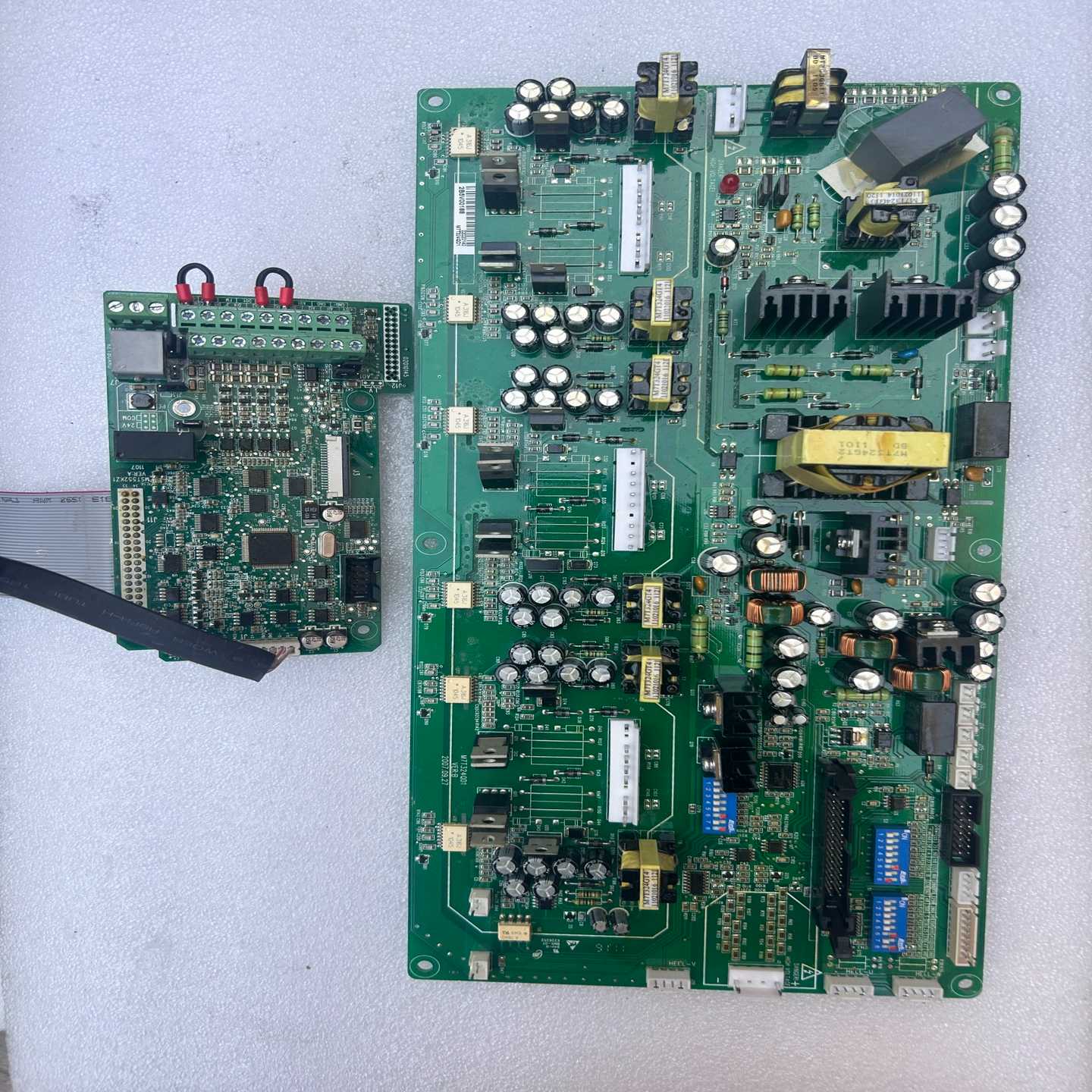 咨询-M7T324QD1汇川变频器驱动板，与之配套的主板MST55