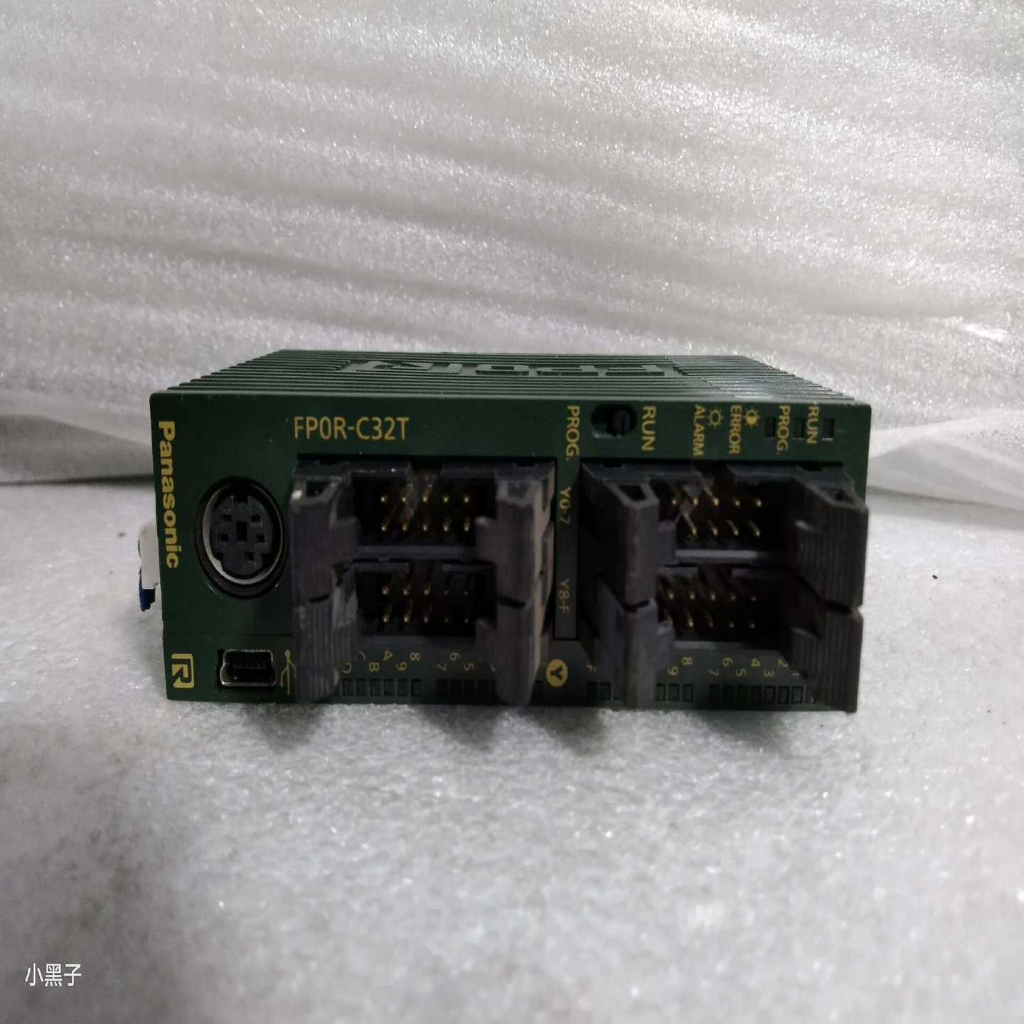 松下AFP0RC32T功能完好成色漂亮议价出售--议价商品