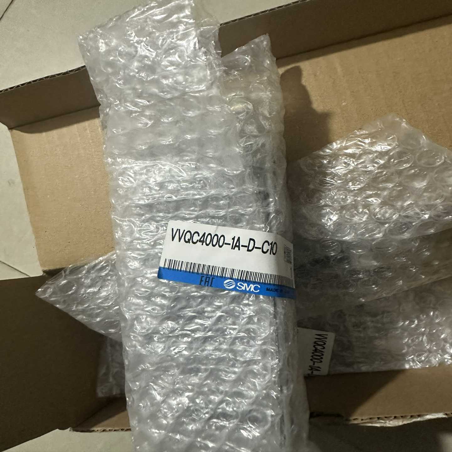 SMC阀岛底座VVQC4000-1A-D-C10，全新原装正--议价商品