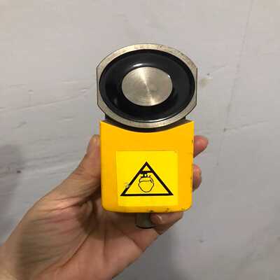 PILZ皮尔滋安全门锁570513V1.4拆机配件实物--议价商品