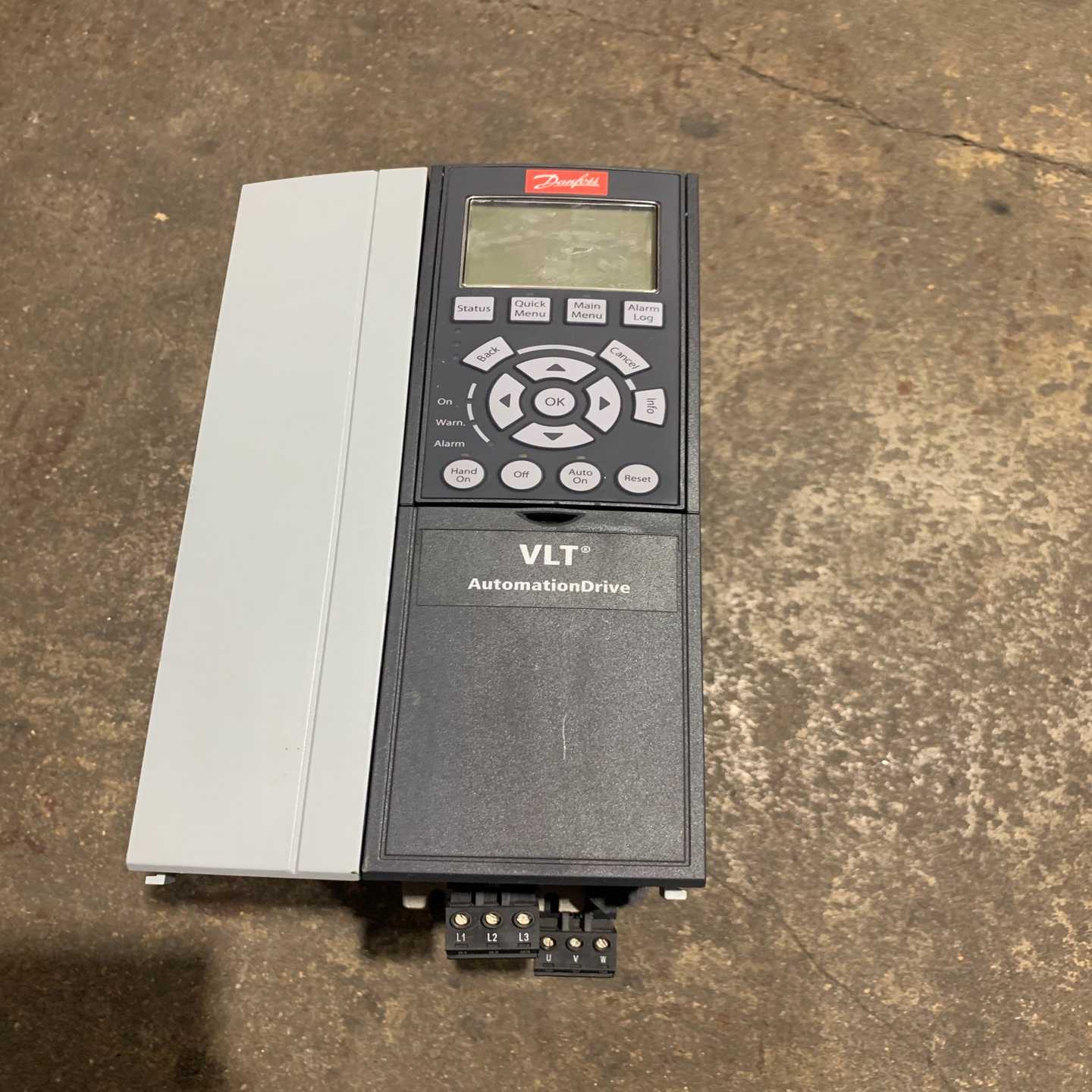 丹佛斯FC-301变频器5.5KW，实物拍摄，功能完好没修，--议价商品