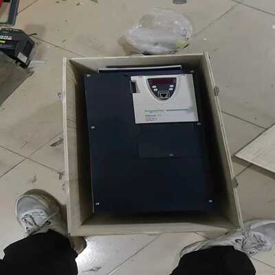 询价九成新ATV71HD37N4ZATV71HD30N4Z