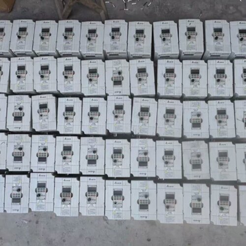 寻I正品台达台达变频器VFD007M43B0.75KW原装正