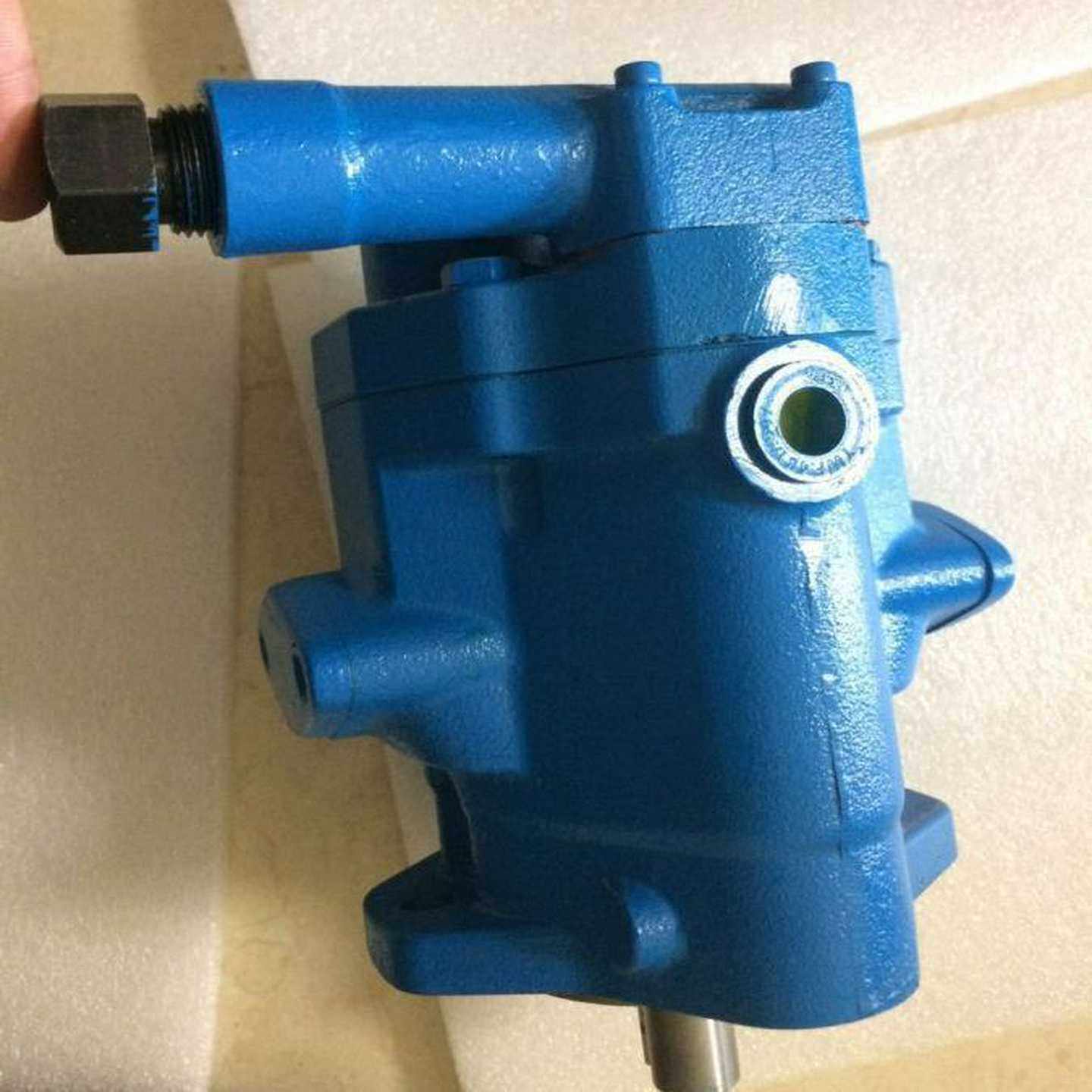 美国vickers士S柱塞泵PVB20-RSY-22-C-11原装