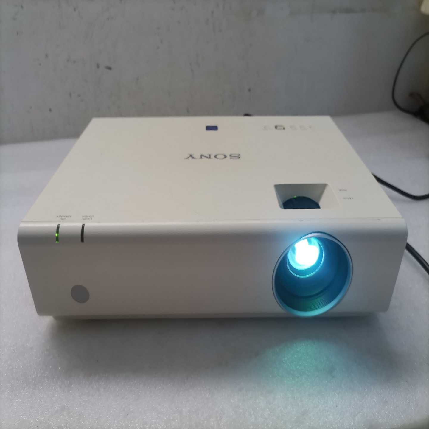 索尼投影机VPL-EX291、使用了1574小时，裸机1台，--议价商品