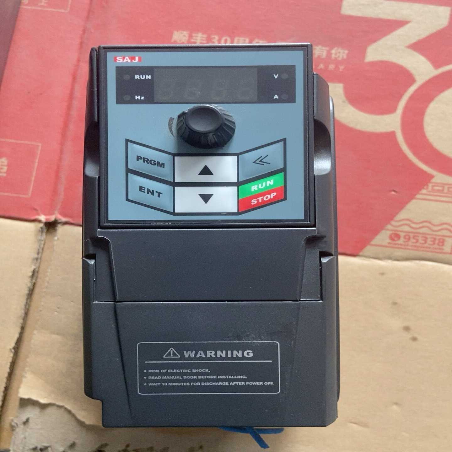 拆机三晶变频器V1-2750.75-议价