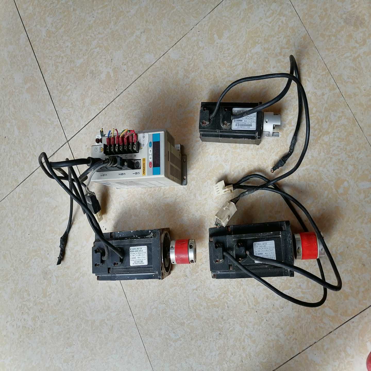 东能伺服驱动器，电机，功能。EPS2-TA075L121询价