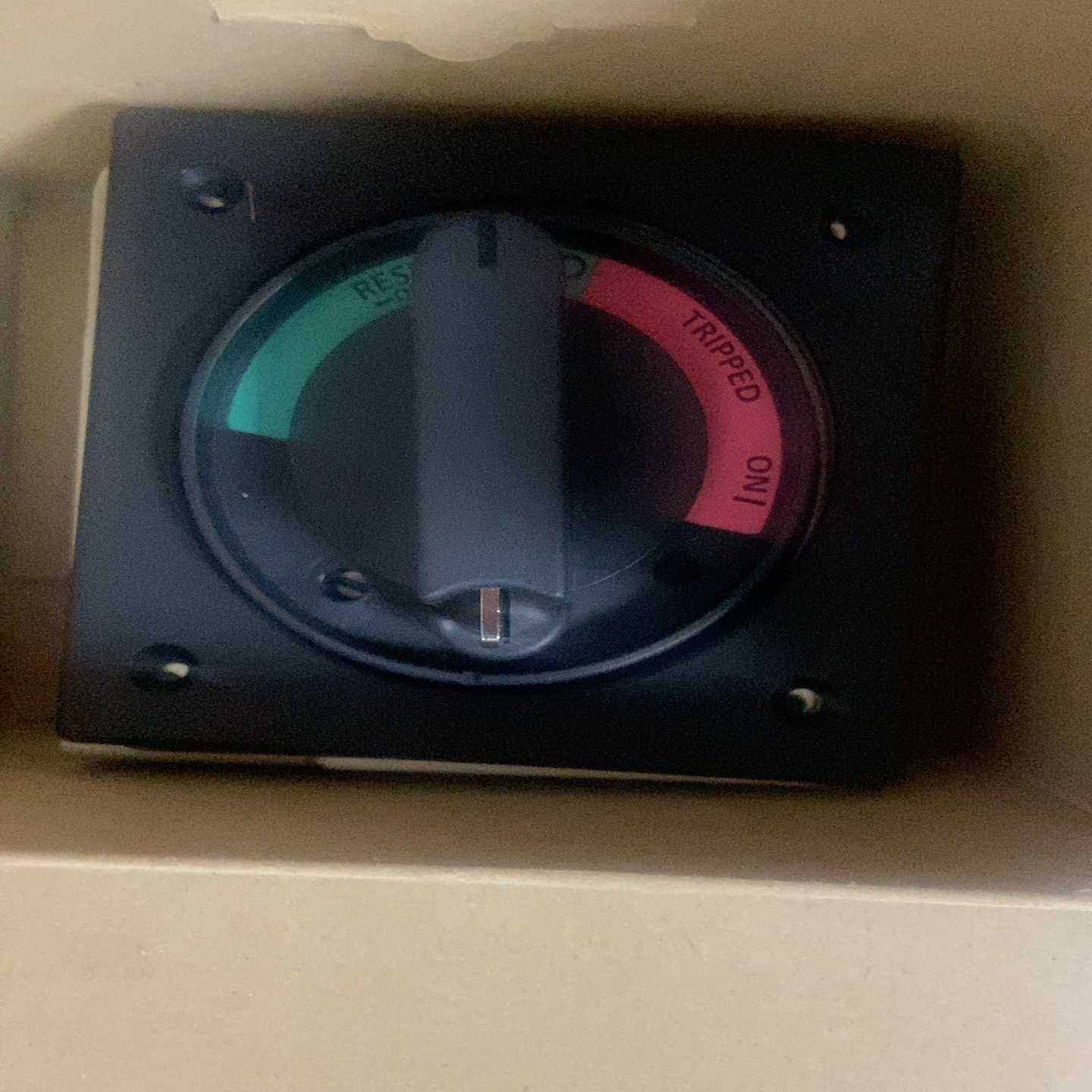 询价三菱断路器手柄F-05sv2全新原装