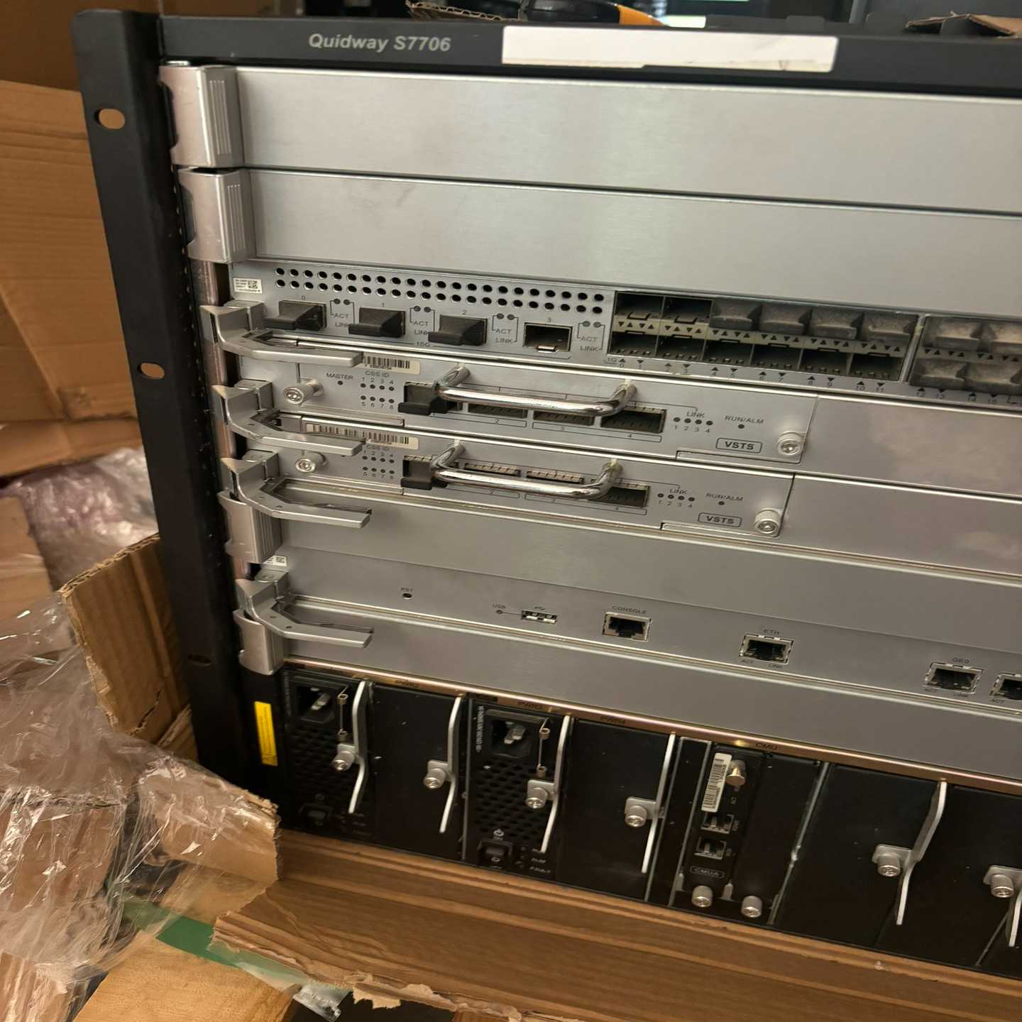 ES1D2S04SX1ES7700交换机4万兆光口24询价