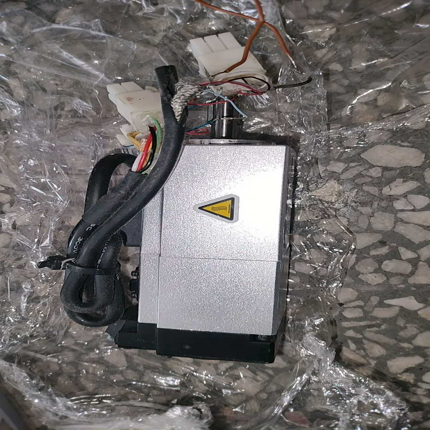 Panasonic松下MHMF012L1V2M--议价商品