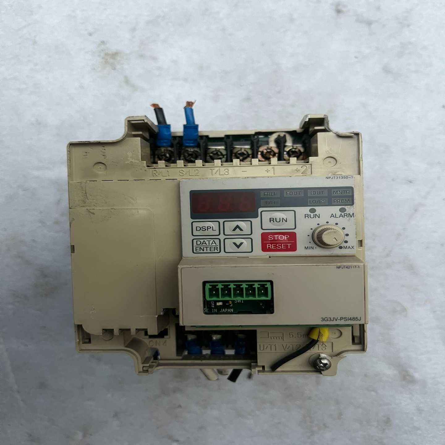 询价安川变频器I-J7070.75220