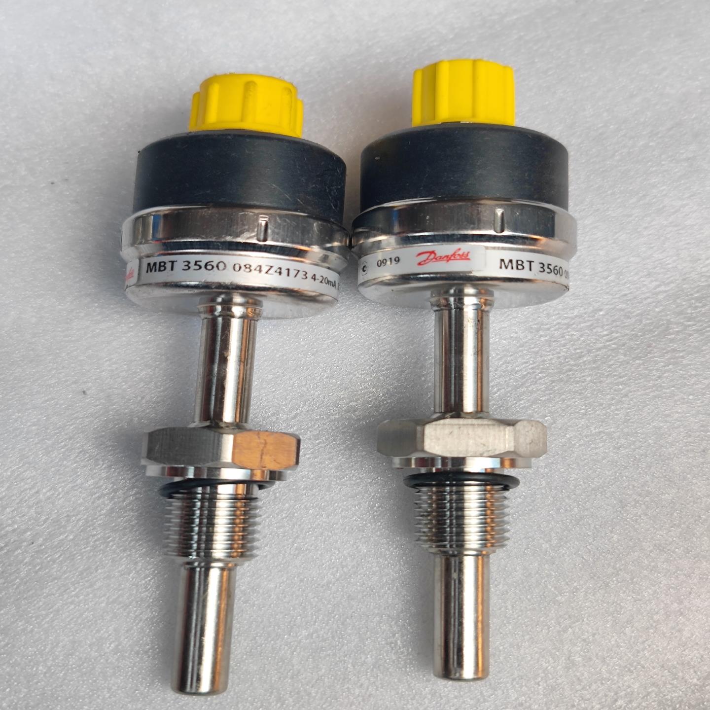 （议价)丹佛斯温度传感器MBT3560 084Z4173