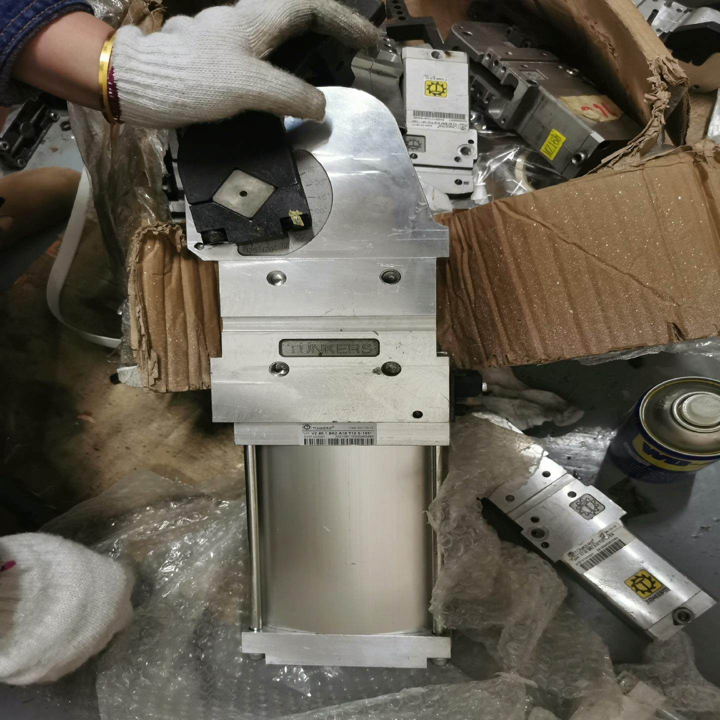 德克斯80气缸。V2 80.1 BR2 A10 T12【卡奥电子】