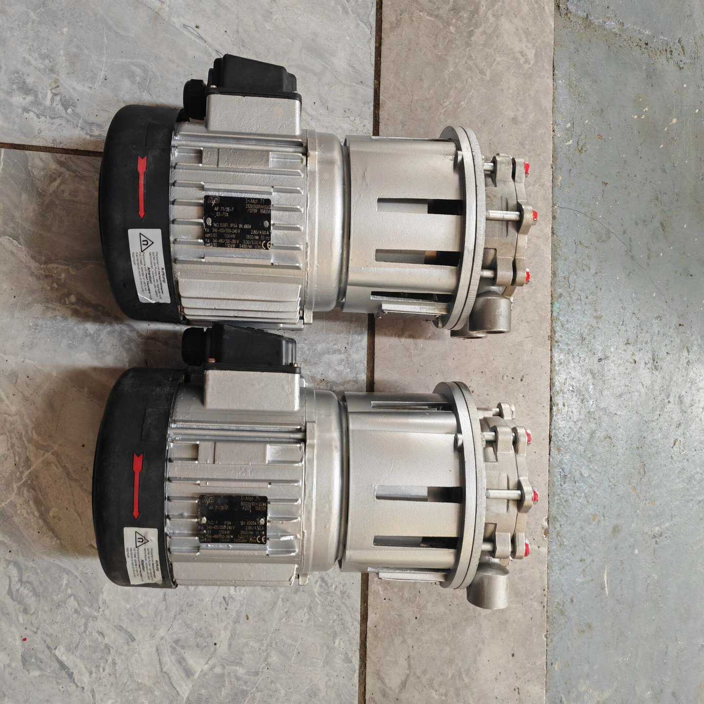 司倍克模温机高温水泵，保修一年半。-议价