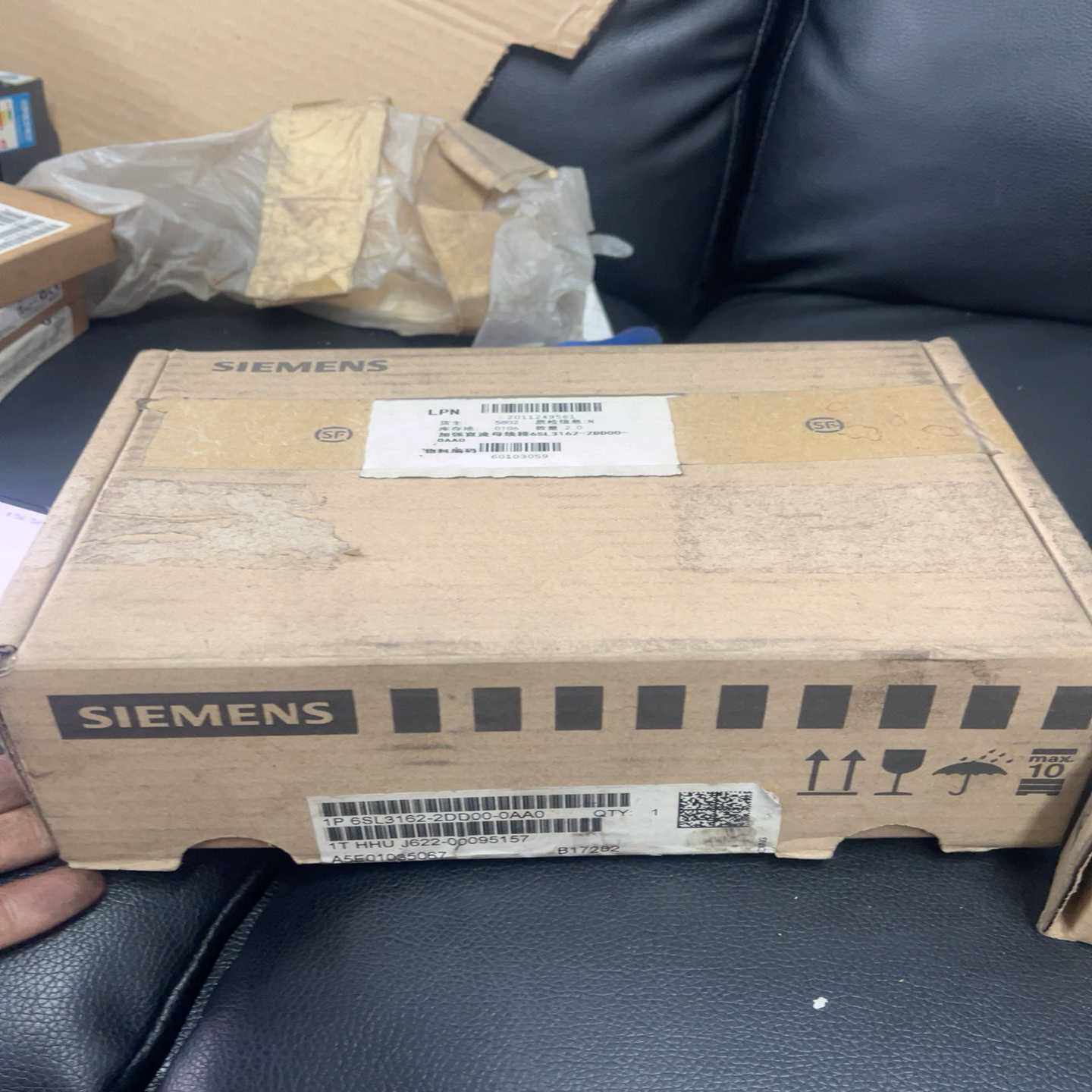 公司闲置两台西门子变频器附件6SL3162-2DD00-0A--议价商品