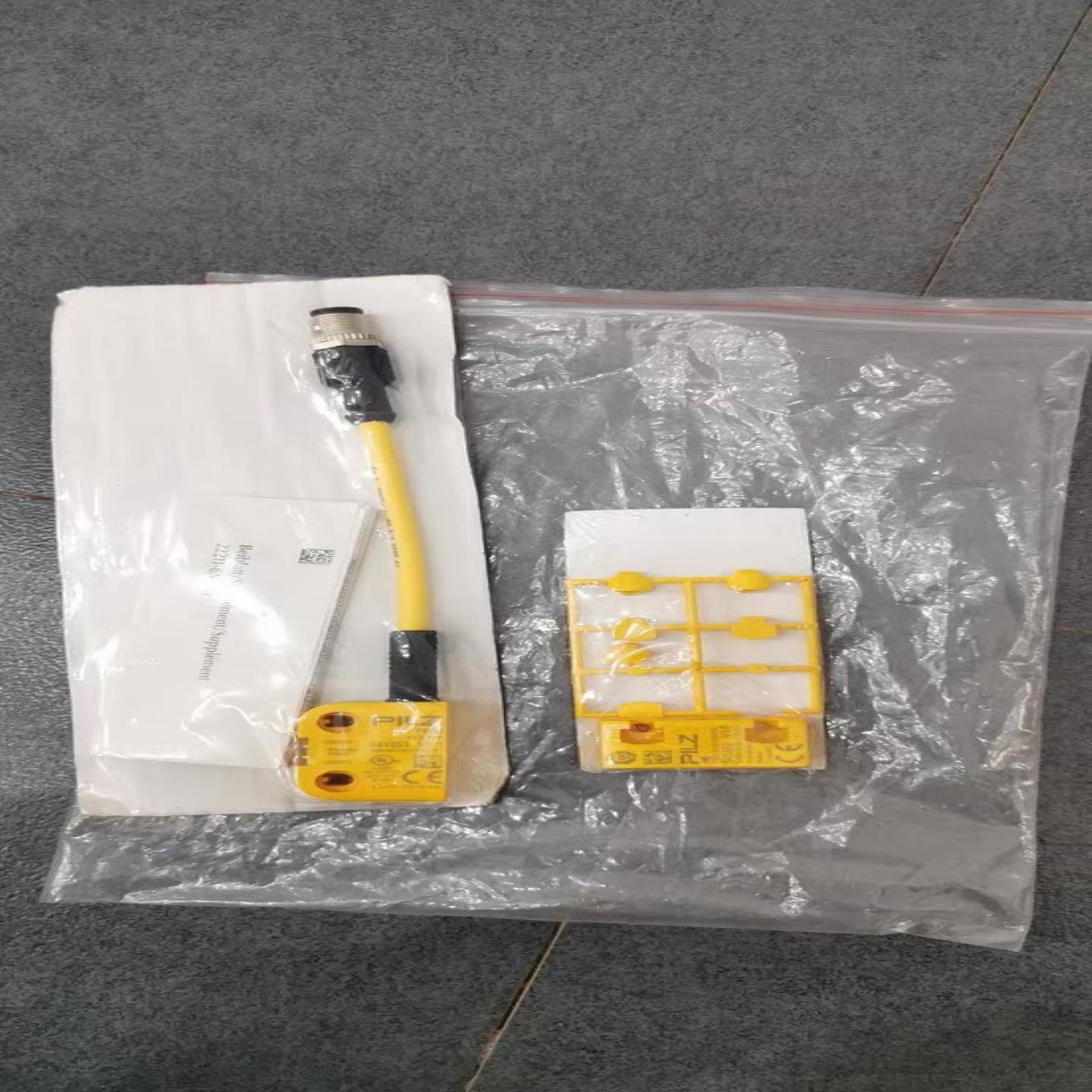 (工仔机械）实价 541380/cs3.19-OSSD1-2 PILZ