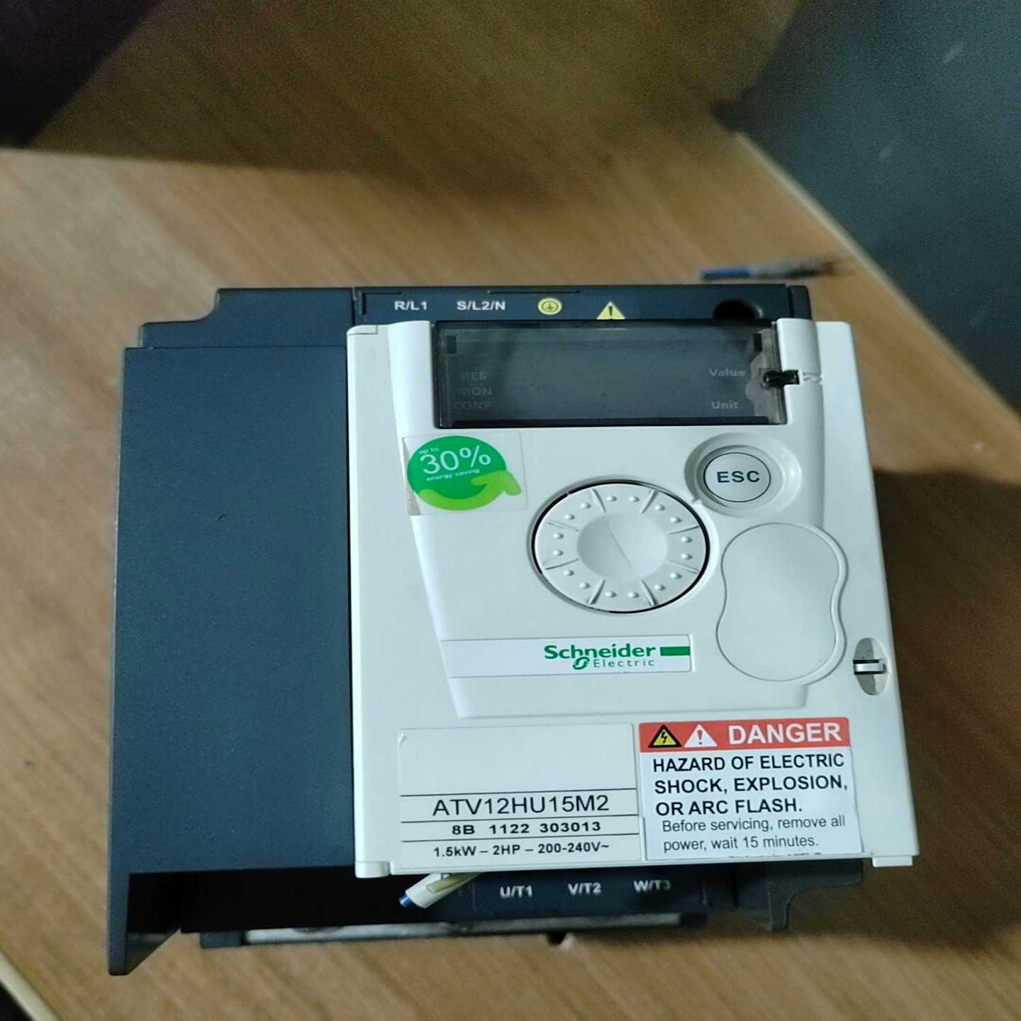 询价施耐德变频器，ATV12HU15M2，1.5Kw220V