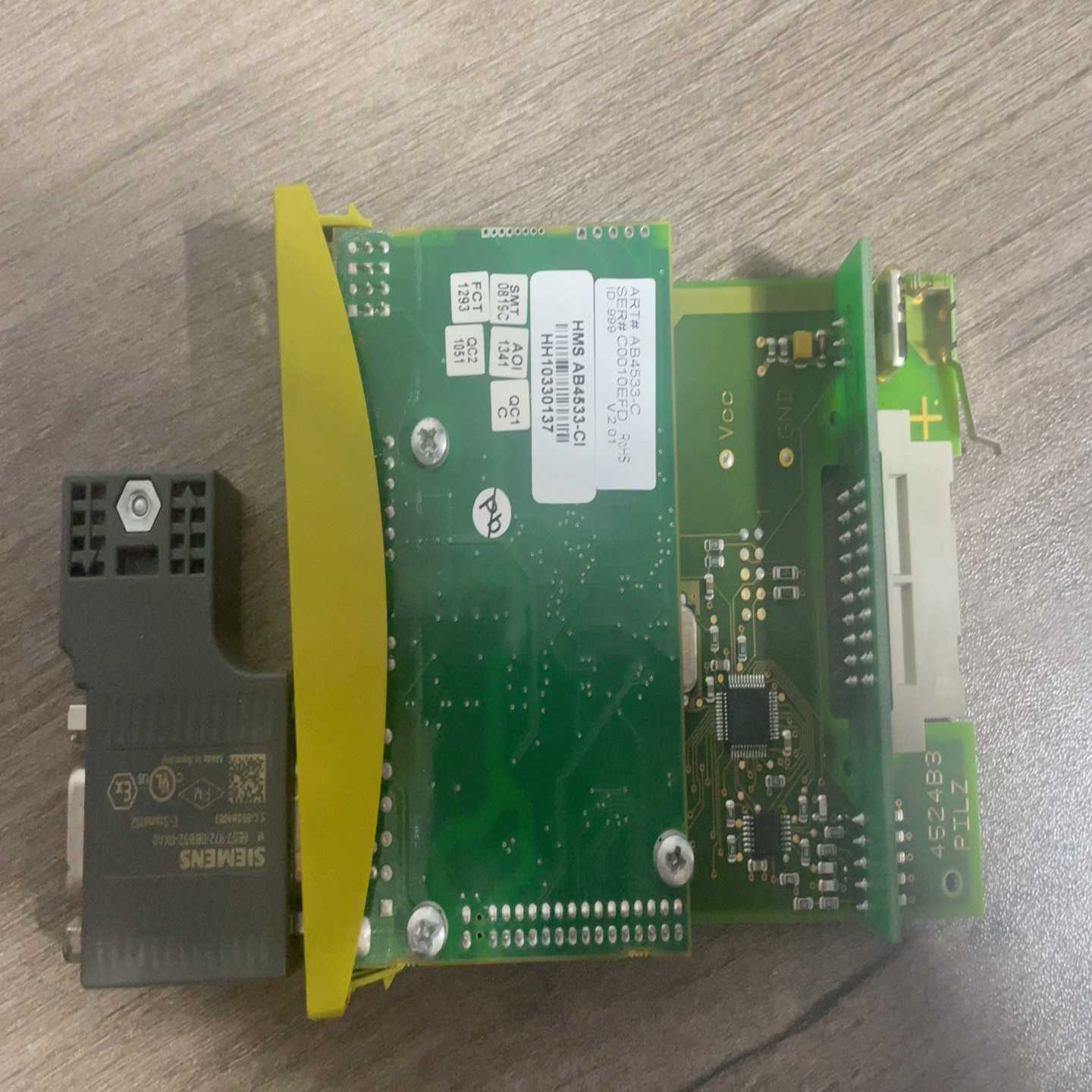 皮尔慈773721PNOZmc3p，成色如图，外壳没了询价