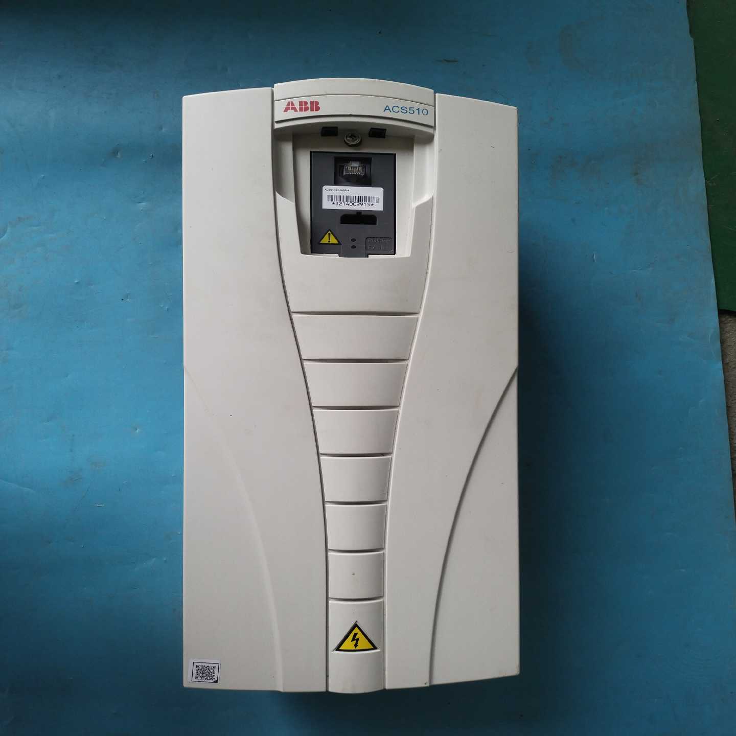 询价ABB变频器，510系列22kw，380V。ACS510-0