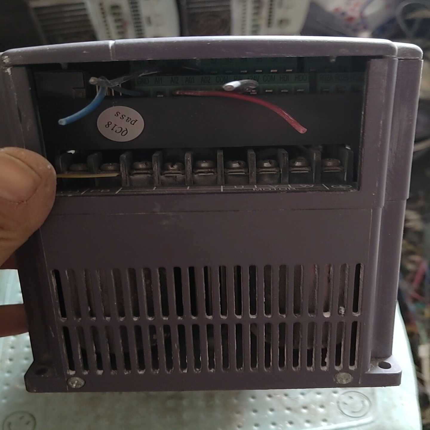 议价拆机一台invt变频器CHF100A-1R5G-4