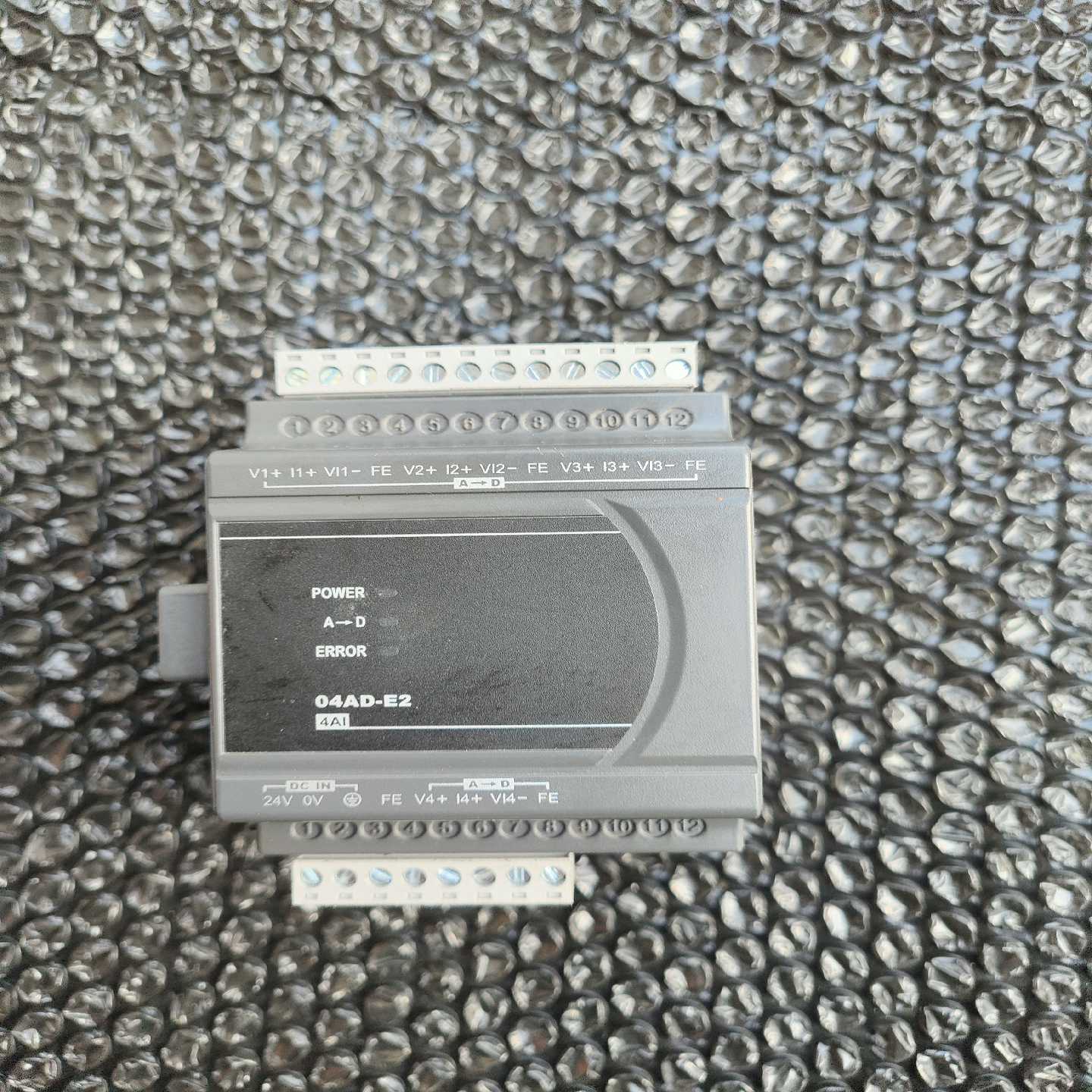 台达dvp04ad-e2模拟量输入模块，成色如图，功~询价