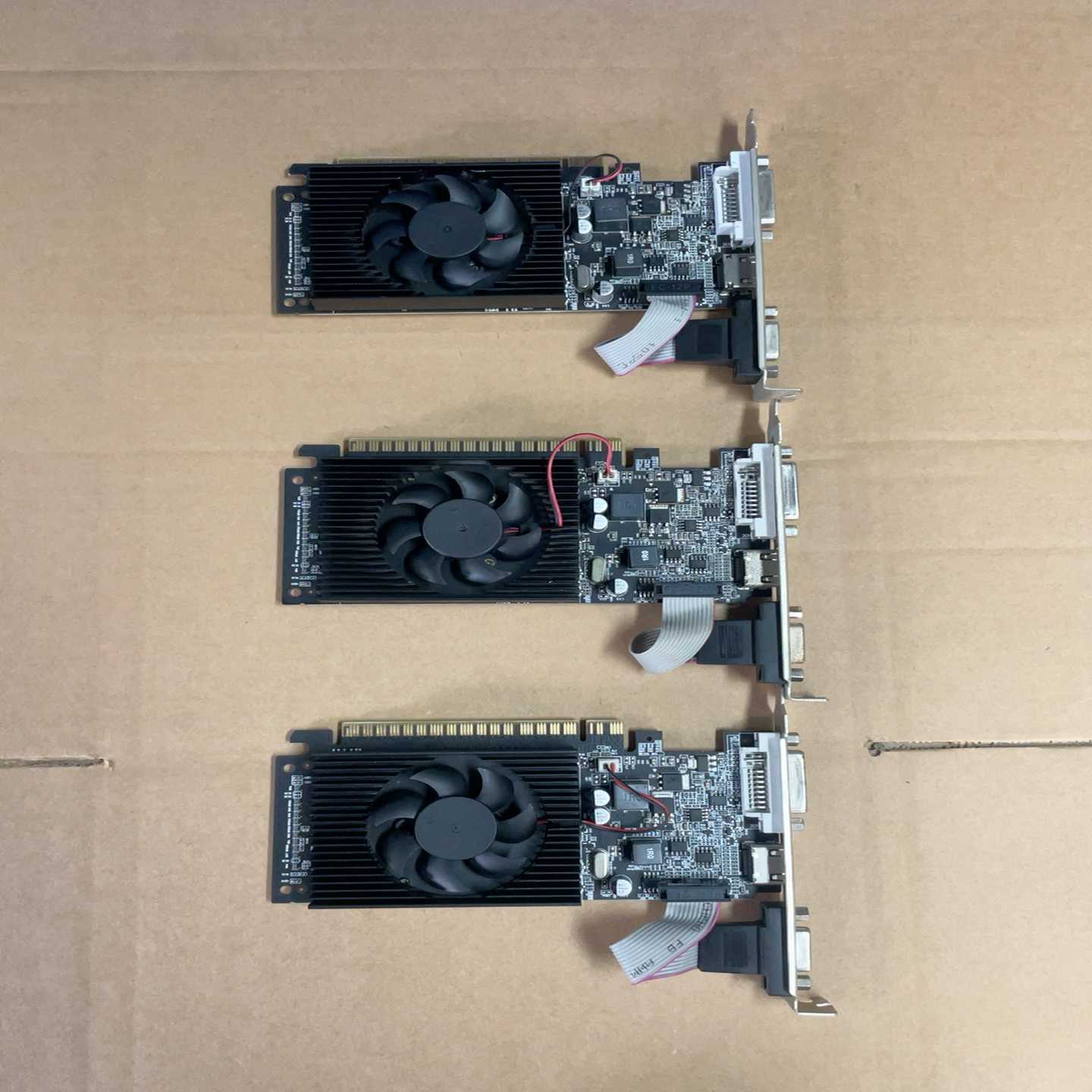 GT7302G显卡，有3张，一手拆机，功能接口全部正常，到--议价商品